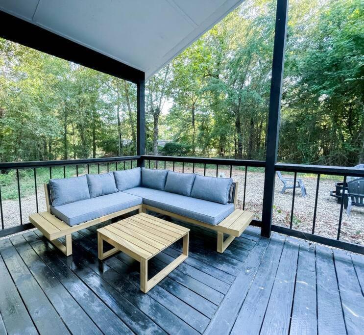 The Riser - Brand New Modern Cabin In Broken Bow Exteriör bild